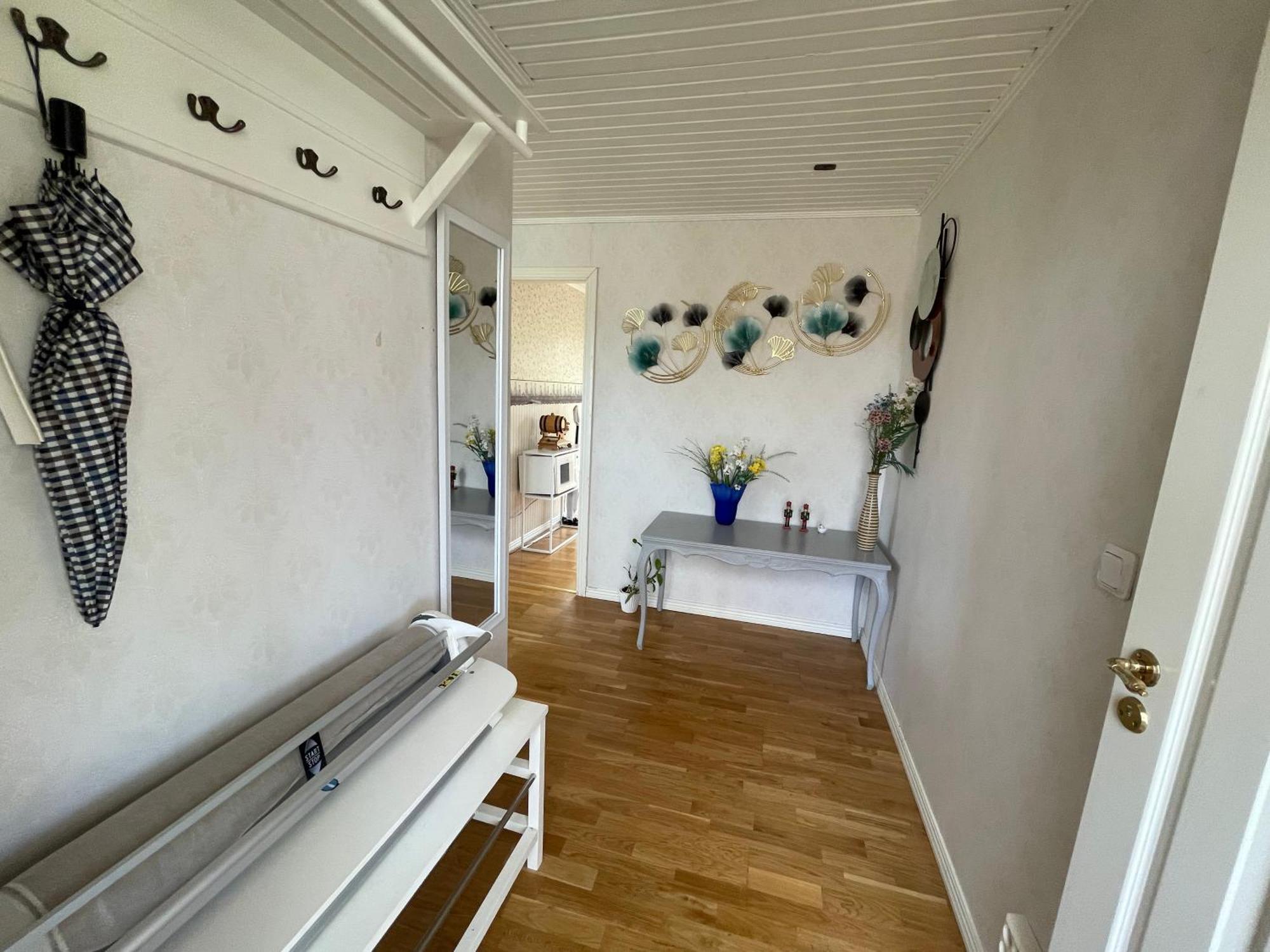 Luxury Villa By Lake Welcome You 효 외부 사진